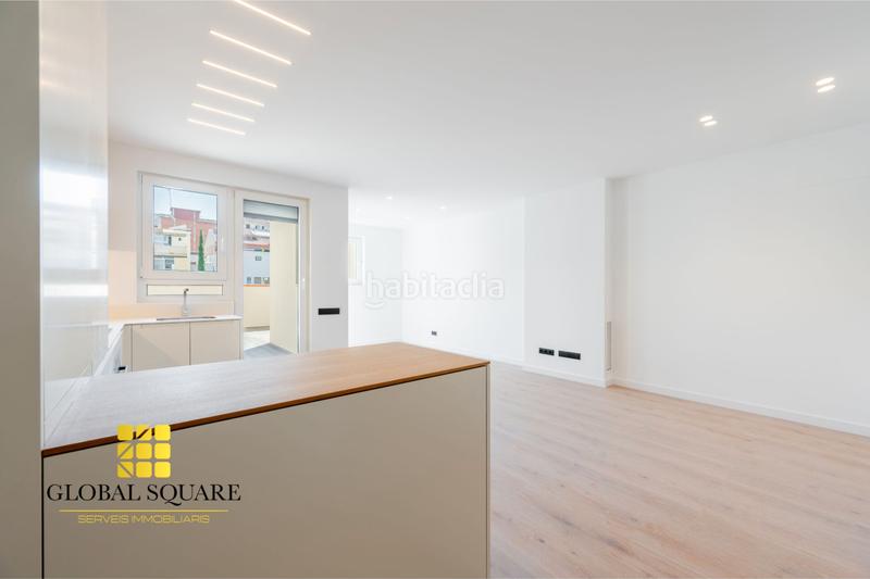 Foto 936b9e21-ad7b-4ee0-82ca-2a6c53fb0d8d. Appartamento con riscaldamento in Hostafrancs Barcelona