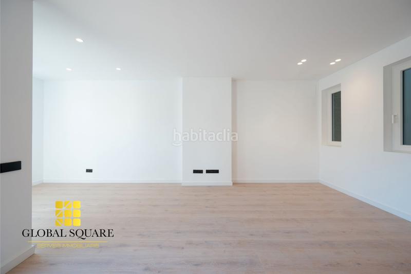 Foto f5b6b297-b310-421d-8ffb-69d51fa3caa0. Piso en Hostafrancs Barcelona