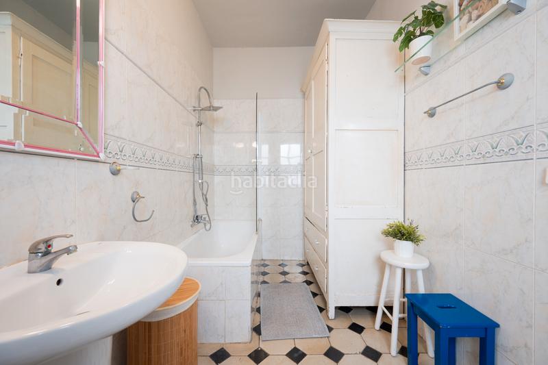 Foto dafe1ac1-ba93-4d88-a6bb-c31d93b0dc3c. Alquiler piso en L´Antiga Esquerra de l´Eixample Barcelona