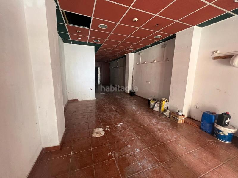 Foto fb1cdc01-ab1c-4b57-a257-0ede39499511. Alquiler local comercial en Sagrada Família Barcelona