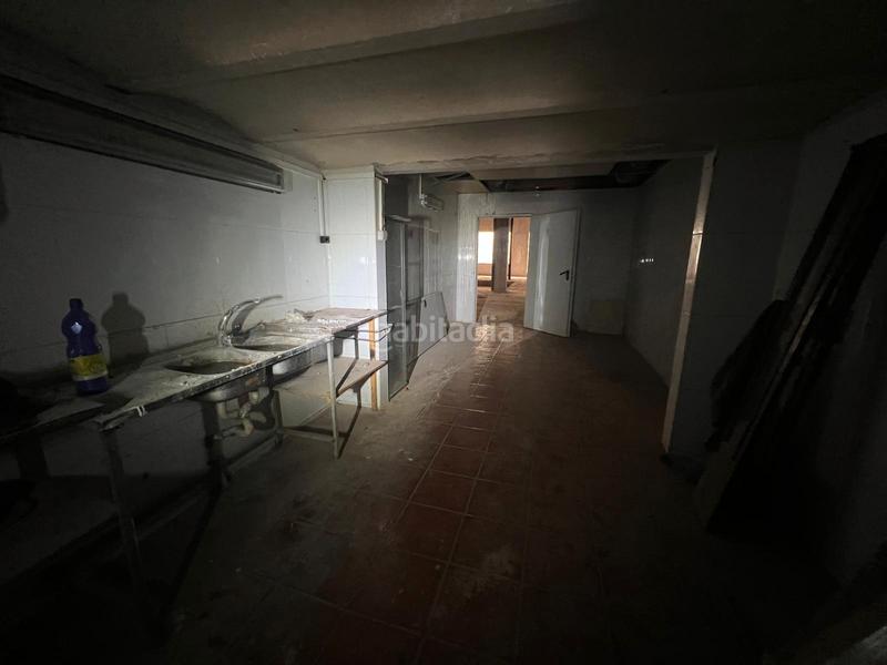 Foto a5d0604e-3d06-419f-a26d-e57b4e39208a. Affitto locale commerciale in Sagrada Família Barcelona