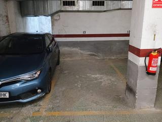 Aparcament cotxe  Carrer d'aragó