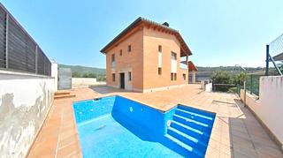 House  Carrer cal biel