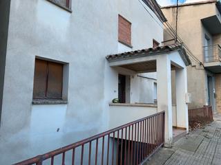 Building  Carrer de mossèn anselm coll