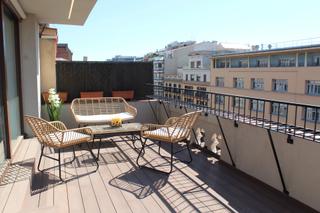 Attique  Carrer d'arag