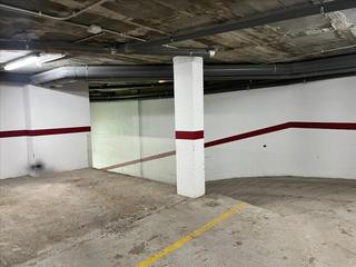 Parking voiture à Cl comerc,30 pl:-1 pt:19 guardiola de berguedà (barcelona)
