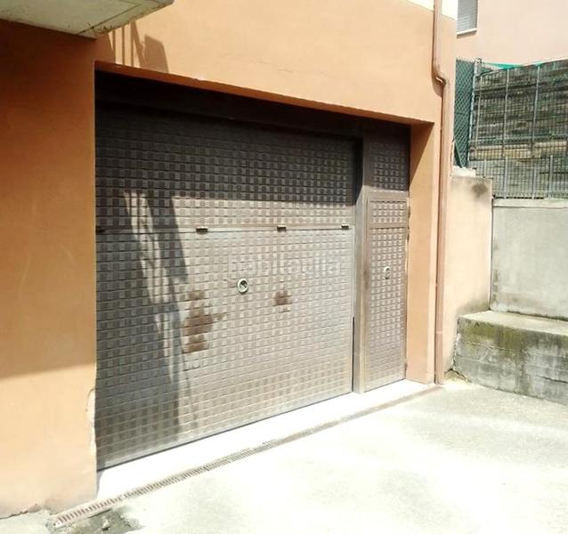 Foto 3439ceef-7e5b-4f2d-8d0b-39ad6ea76aba. Car parking in Sant Martí de Centelles