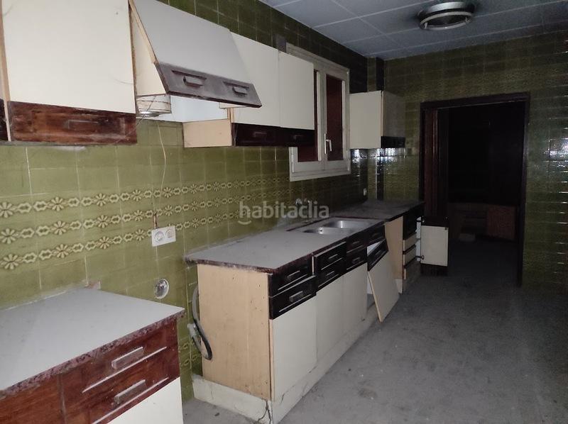 Foto f7febf31-b8fc-4ac4-9a04-35b3bc8338f0. Edificio en venta edificio en Centre Vic