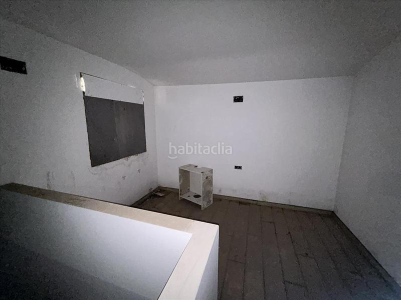 Foto 8a4a7506-a758-45bb-b02e-18f3c58e6229. Edificio en Vilanova del Camí