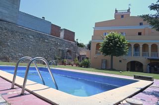Casa  Carrer pau claris. El maresme  teià  casa de estilo neoclásico  neoclassical house