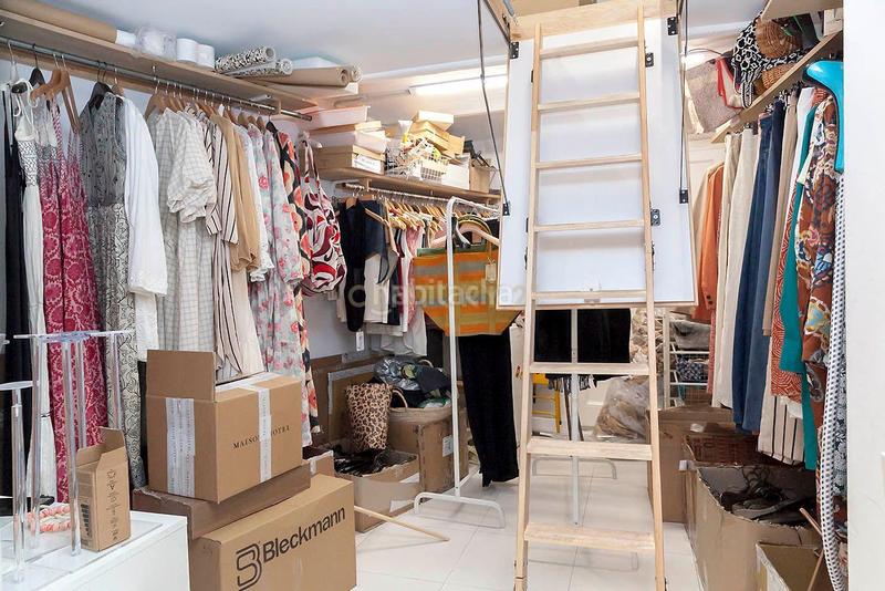 Foto c7aee0d4-1b0d-4b0a-9eb4-8a29e581322e. Pas-de-porte local commercial dans Dreta de l´Eixample Barcelona