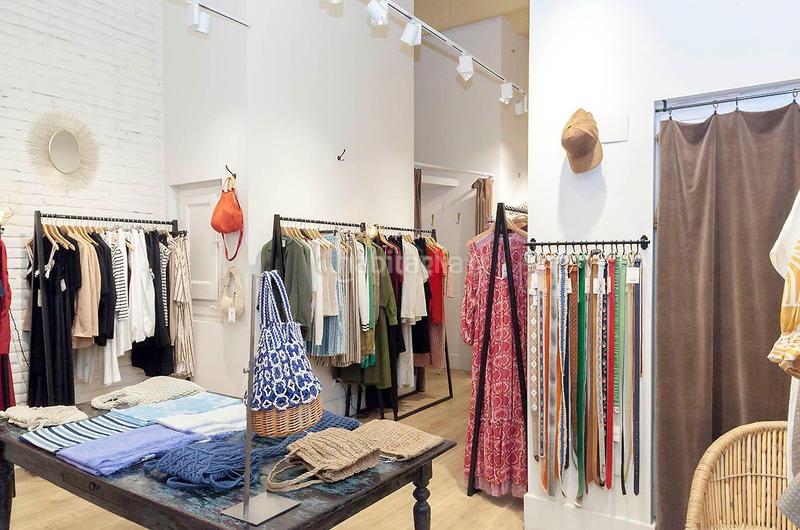 Foto 3331d13f-c99d-4cc3-bce6-33bae9a61e22. Transfer business premise in Dreta de l´Eixample Barcelona