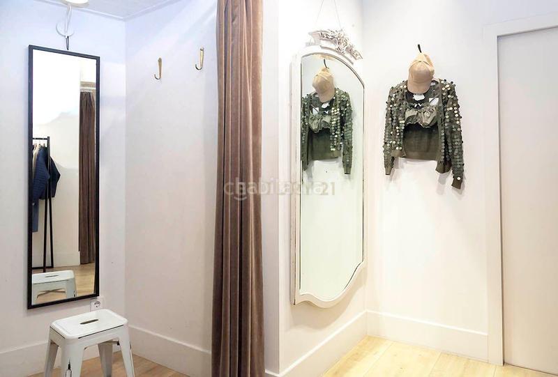 Foto f2e67deb-b278-40b8-a80f-05c31c602ed7. Transfer business premise in Dreta de l´Eixample Barcelona