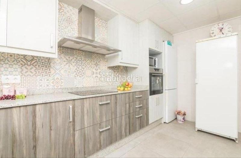 Foto 154372ba-56c2-41d5-811d-38b2e5fdf4be. Pis a Carrús Oeste Elche / Elx