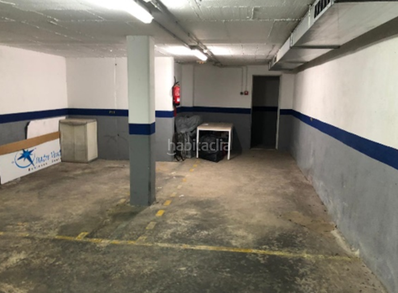 Foto 78a70487-a81e-4407-86a3-36aa5137d46c. Parking coche en pau plaza de parquing en Centrevila Vilanova i la Geltrú