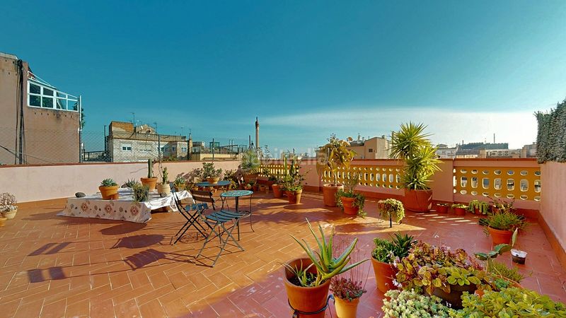 Foto 40ccae96-a443-4a1b-bc6f-e33bc563ef24. Àtic a Dreta de l´Eixample Barcelona