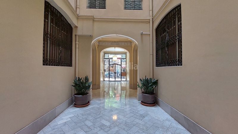 Foto 44c5e8cc-2354-45ce-a246-089b053bea19. Àtic a Dreta de l´Eixample Barcelona