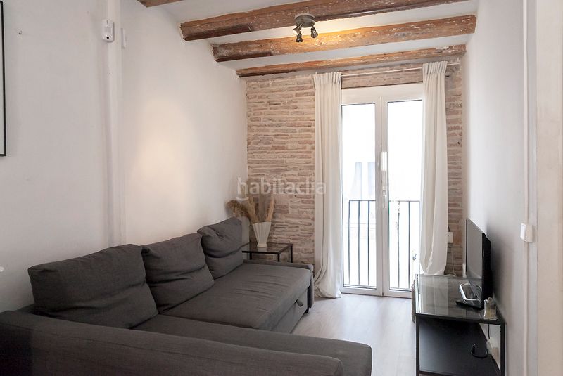 Foto 1f9b01c4-5ae4-48eb-8356-66fa2d315db8. Pis a Gòtic Barcelona