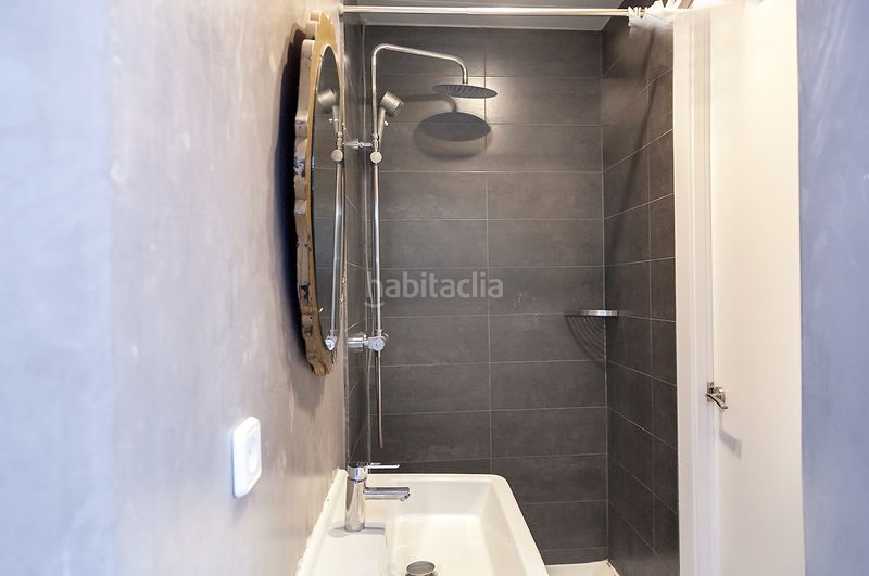 Foto a6dbd9b5-a98a-40d9-a1f0-20eadf42c94f. Pis a Gòtic Barcelona