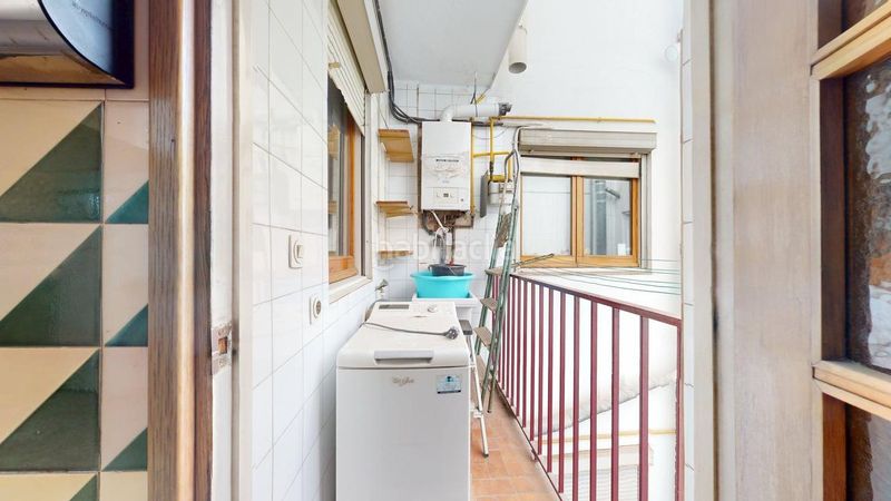Foto 04c915de-e037-4caa-af0b-959547d80d8a. Flat with fireplace heating parking in Eixample Sabadell