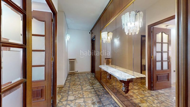 Foto 2d0f41d1-9fa5-49dd-86d6-0b27669da03c. Flat with fireplace heating parking in Eixample Sabadell