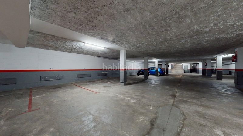 Foto 63101eab-aac5-4de0-b357-40d6edd62746. Flat with fireplace heating parking in Eixample Sabadell