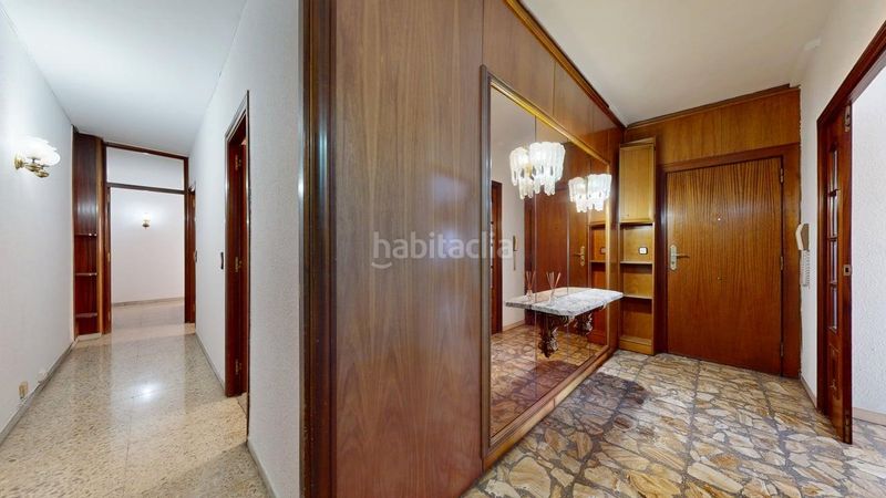 Foto 7f19e7ae-083b-434d-8988-4abedc88ba34. Flat with fireplace heating parking in Eixample Sabadell
