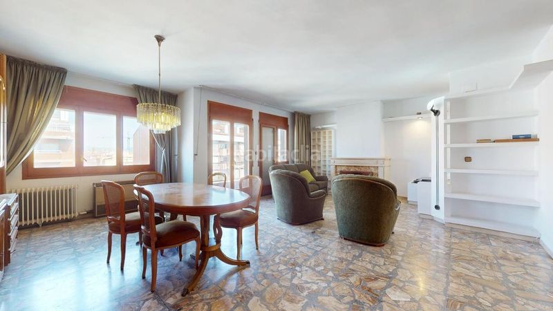 Foto 860d0bbe-4b43-4266-a92d-37c9ccd2ed6e. Flat with fireplace heating parking in Eixample Sabadell