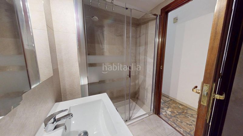 Foto 9f82ee20-82c7-4b9b-a720-7408f57697a5. Flat with fireplace heating parking in Eixample Sabadell