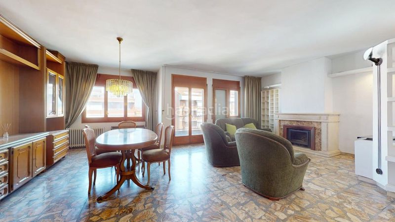Foto a3209da3-c511-475b-a205-5efbb5c22169. Flat with fireplace heating parking in Eixample Sabadell