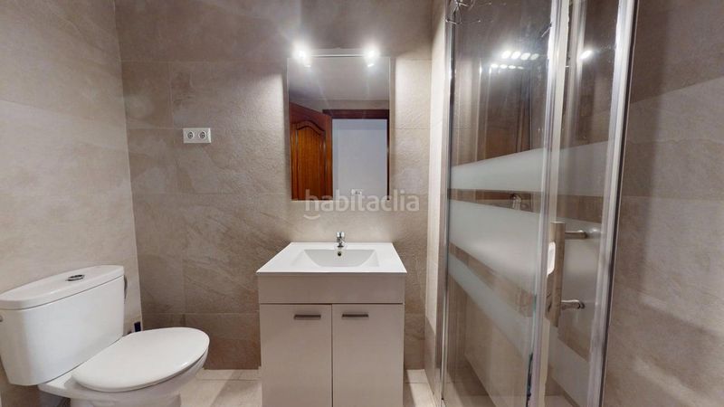 Foto 632832ac-b7e0-4cb8-b048-3951a8e0ad84. Piso en Eixample Sabadell