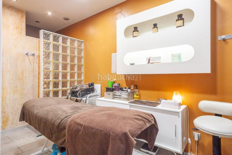 Foto 59effa58-5439-4619-ad3b-7998a86119b3. Local comercial en Lloreda Badalona