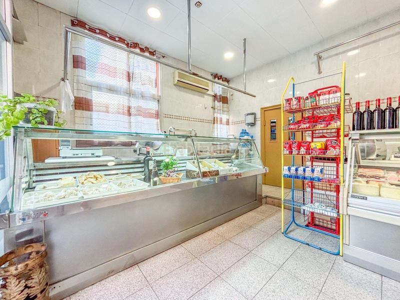 Foto b5fcdf62-6aa3-4aae-81a5-7570b9023538. Local comercial en Cerdanyola Nord Mataró