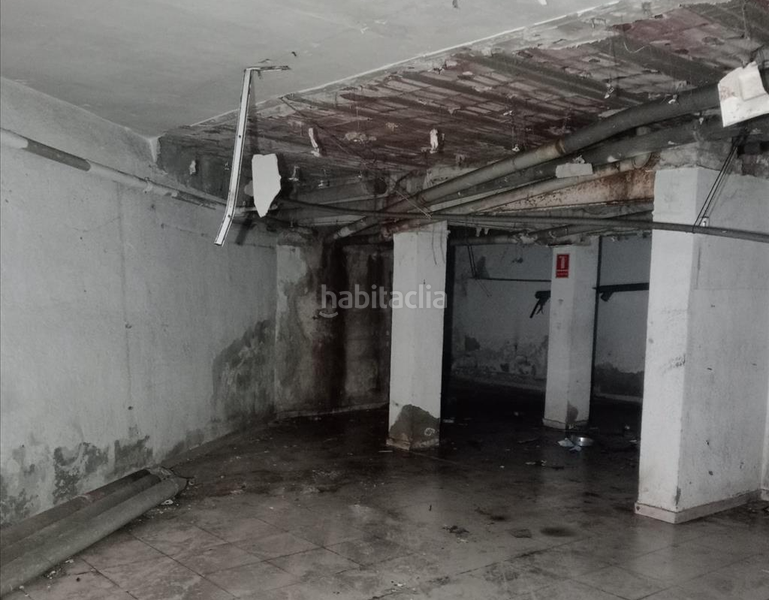 Foto 40b12cad-b423-4b35-aadb-9a28c87b3836. Oficina en La Salut Badalona