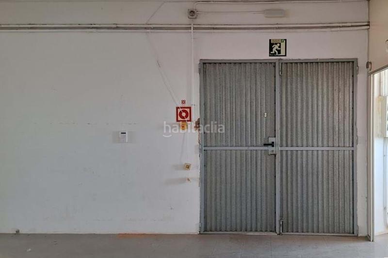 Foto f3f27e6d-d180-4825-8ea8-8a3f1e1c6a09. Bâtiment à usage industriel dans energia dans Rocafonda Mataró