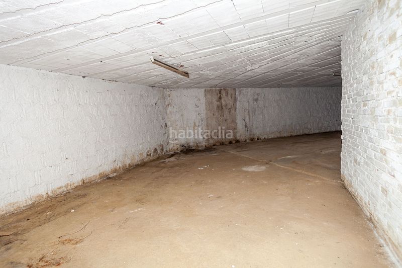 Foto 462b3a64-d100-43e0-a292-d0a6ee73a535. Aparcament cotxe a diputacio a Poblenou Pineda de Mar