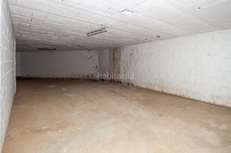 Foto fc14667c-e0f8-40d8-b7ff-3df76b52319f. Aparcament cotxe a diputacio a Poblenou Pineda de Mar