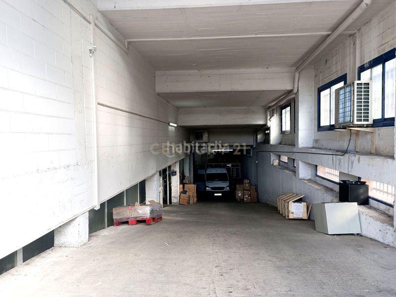 Foto 42f91099-47a9-46fd-b49a-b4909dc0f14d. Bâtiment à usage industriel dans calle energia 50 sot 1 dans Mataró