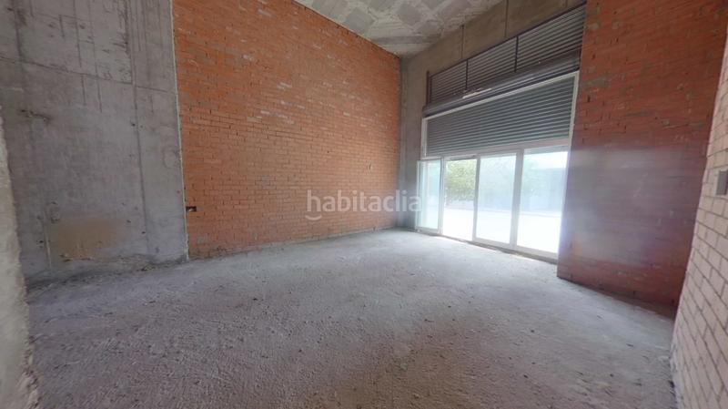 Foto ee1f712b-8115-46e8-b760-de0088d41255. Local comercial a alemanya a Via Europa - Parc Central Mataró