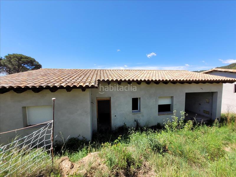 Foto ff71d18b-5157-4a56-aa6c-4a90aadf9902. Casa en hortènsies en Riudarenes