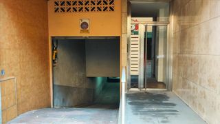 Aparcament cotxe a D'En Ferran Puig