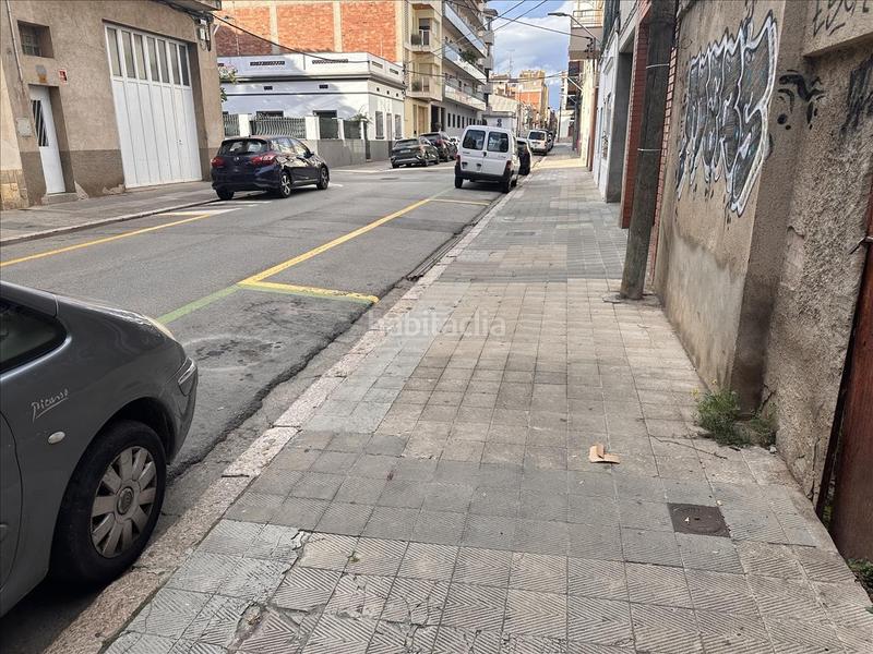 Foto 107a571c-764c-4134-ad01-d565f6c015e5. Parking coche en calle oliva en Creu de la Mà Figueres