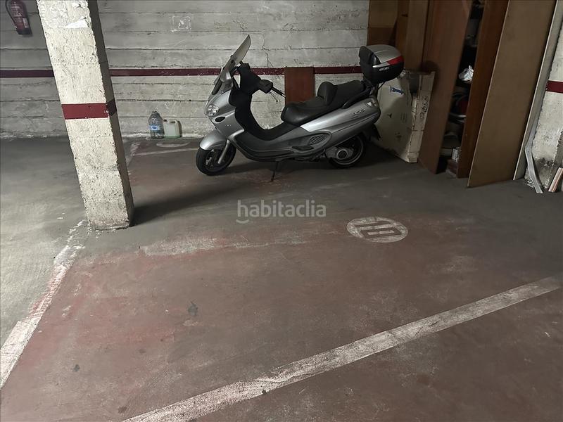 Foto 0ca30778-3a19-4386-817a-8efad696463e. Parking voiture dans calle oliva dans Creu de la Mà Figueres