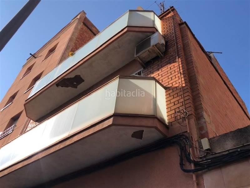 Foto d5eb7735-d707-4207-a691-d91792b8cb17. House in pi i gibert in Llefià Badalona