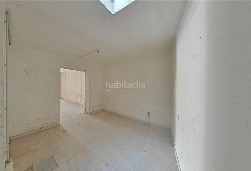 Foto e100fd3c-4752-4208-947a-54cbadfa4d52. Local comercial a catalunya a La plantera Blanes