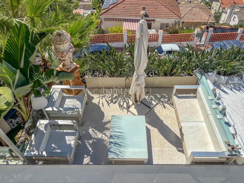 Foto cf56909a-43e6-4423-a10d-b779c130e890. Casa en av. dels garrofers vivir el mediterráneo desde lo más alto quintmar en Sitges
