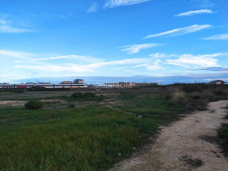 Foto 047f0141-ef19-4268-a36a-45a2a625ec51. Terreny residencial a pla a Malgrat de Mar