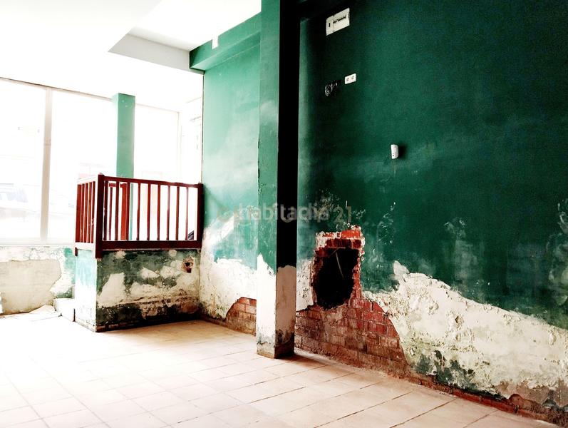 Foto 438f388b-e81f-41d5-a927-fa1afdc582f8. Local commercial dans industria dans Calella