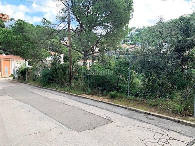 Foto 0c0d3108-6b1f-4be7-ac15-334fa4b7f877. Terreno residencial en font dels capellans terreno en lloret en Lloret de Mar