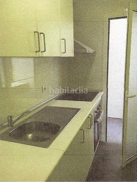 Foto 24381857-ef58-4b59-ae62-a0882caf6dcf. Apartamento en plaça medellín piso alquilado en La plantera Blanes